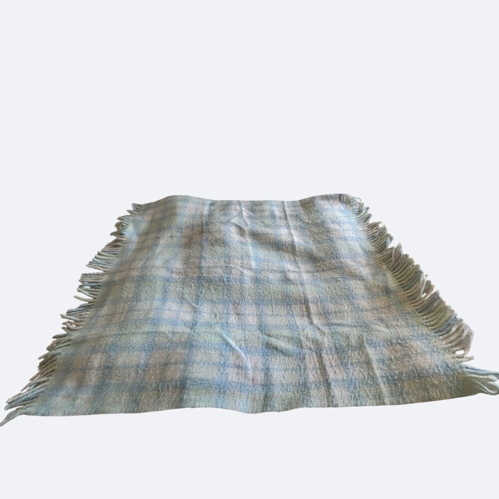 Vtg Baby Blanket Pastels Nordstrom Arylic Plaid Italy‎